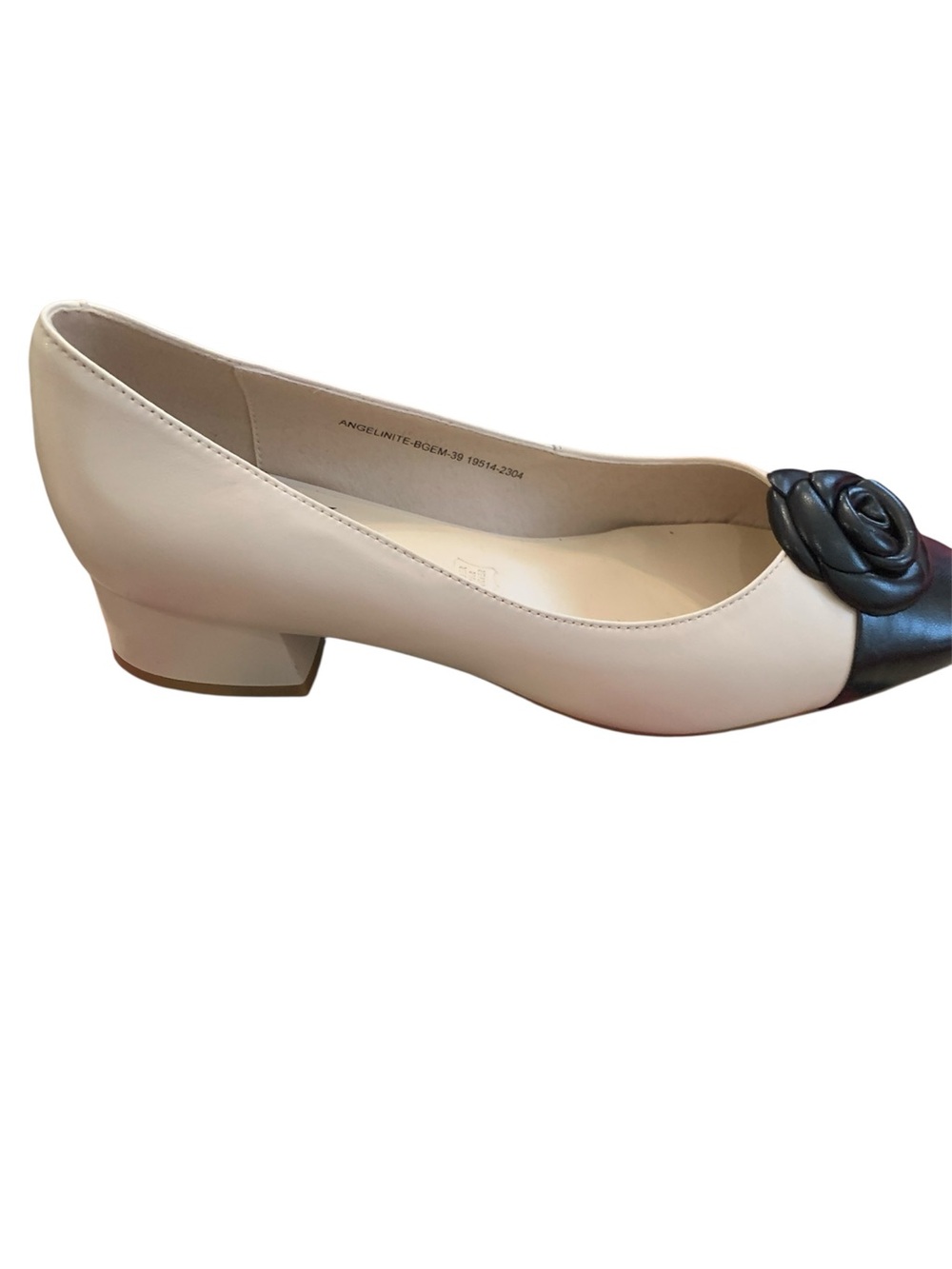 ❤️SPRING STEP❤️TWO-TONE CAP TOE PUMP! NEVER WORN! - Picture 2 of 7